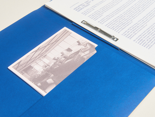 RJ Paper | Corporate folder – Maple Bright